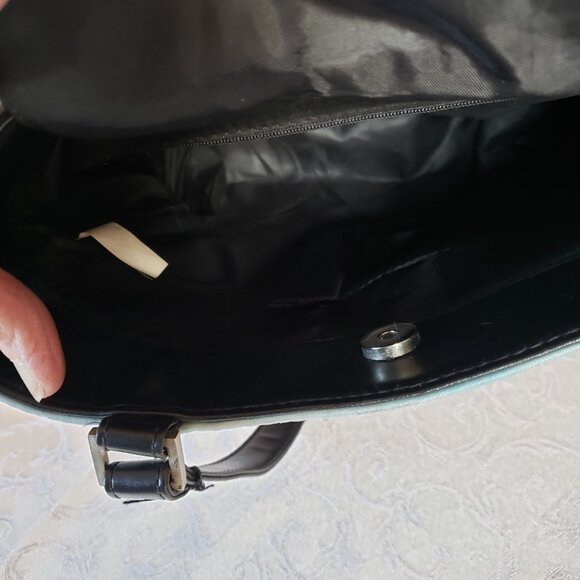 Pugs & Roses Rhinestone studded handbag. Bride and groom couple - Picture 13 of 13